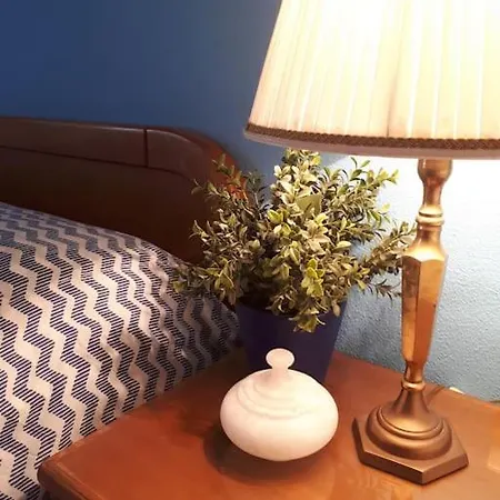 Floor Seaside Apartment *