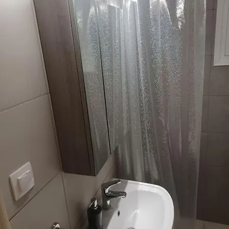 Floor Seaside Loutráki