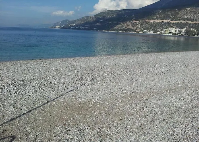 Floor Seaside Apartman *